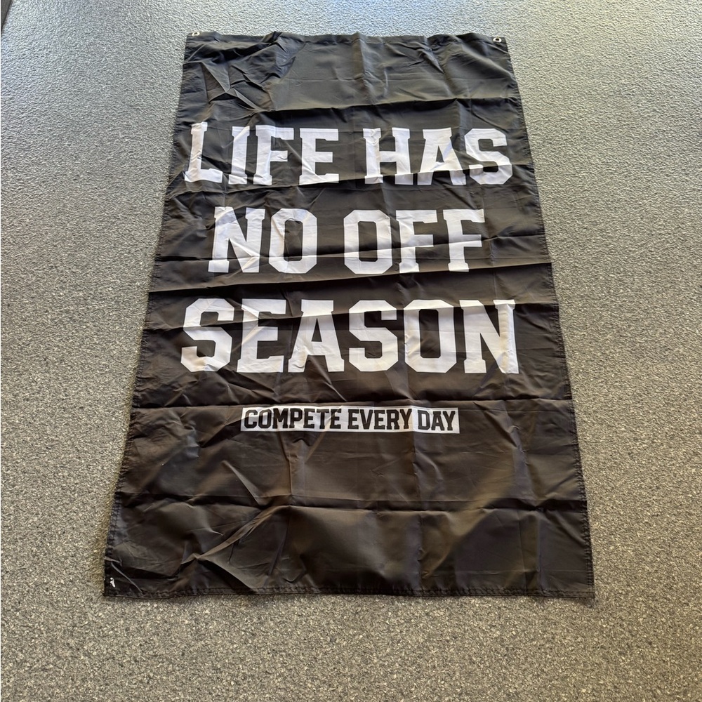 Black and White Motivational Flag 3’ x 5’